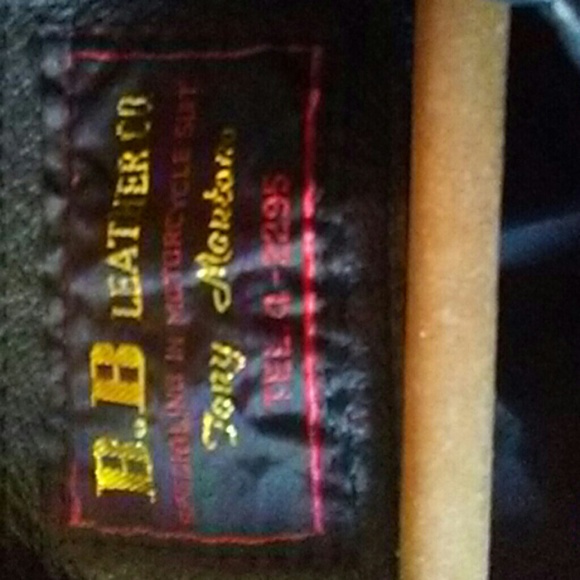 Pure leather vintage women's motorcycle jacket - Picture 3 of 6